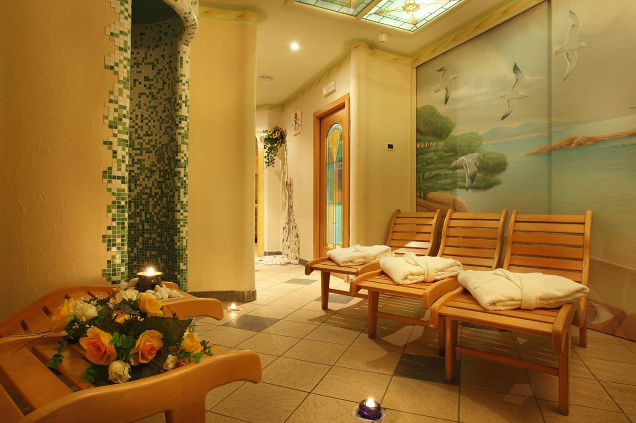 Hotel Villa Emma Madonna Zewnętrze zdjęcie
