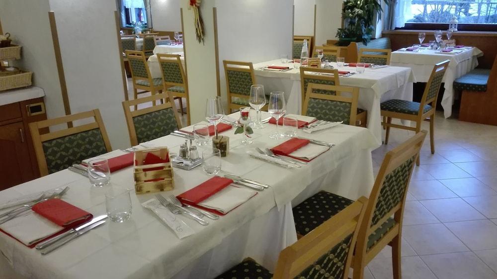 Hotel Villa Emma Madonna Zewnętrze zdjęcie