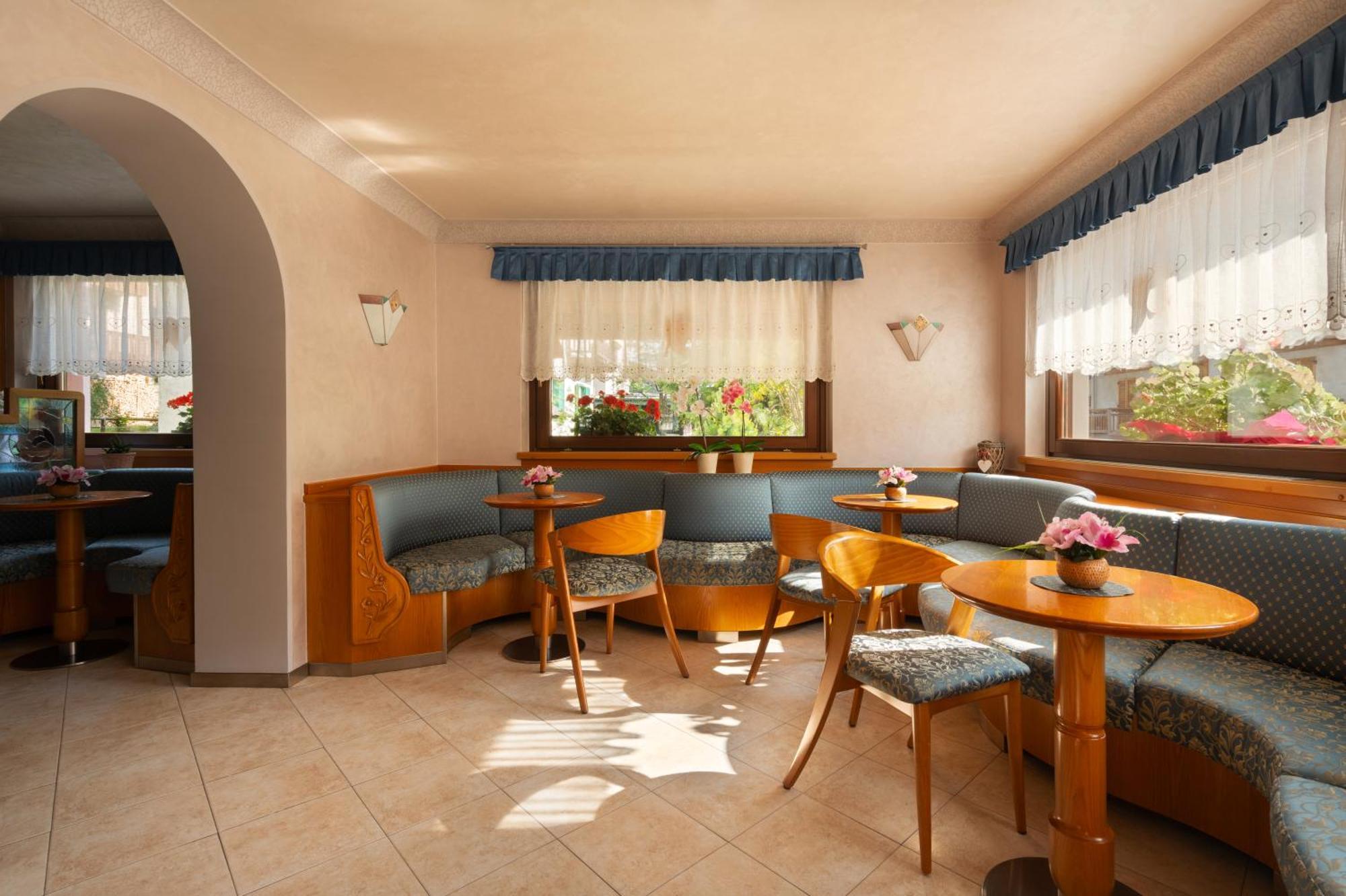 Hotel Villa Emma Madonna Zewnętrze zdjęcie