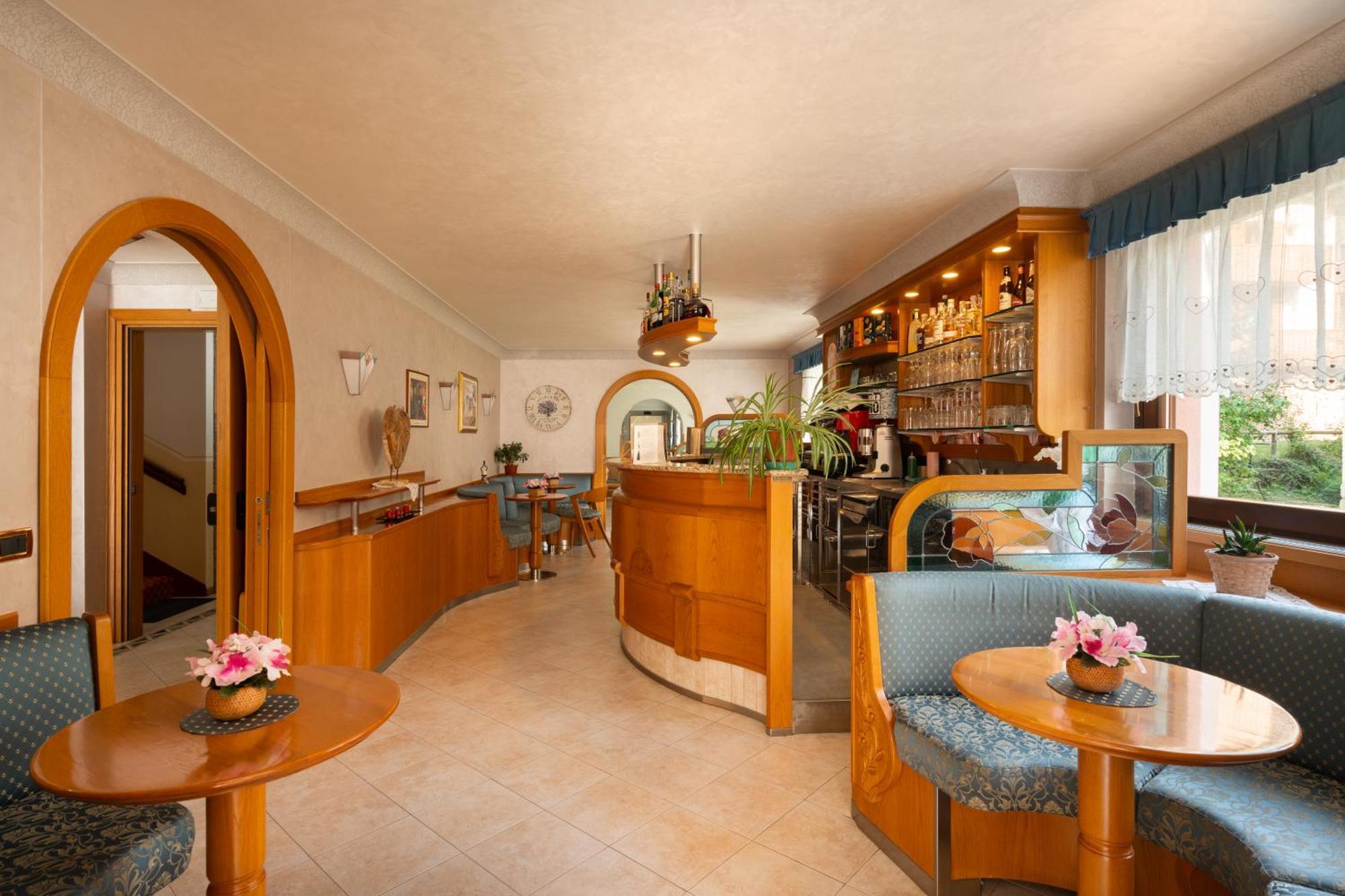 Hotel Villa Emma Madonna Zewnętrze zdjęcie