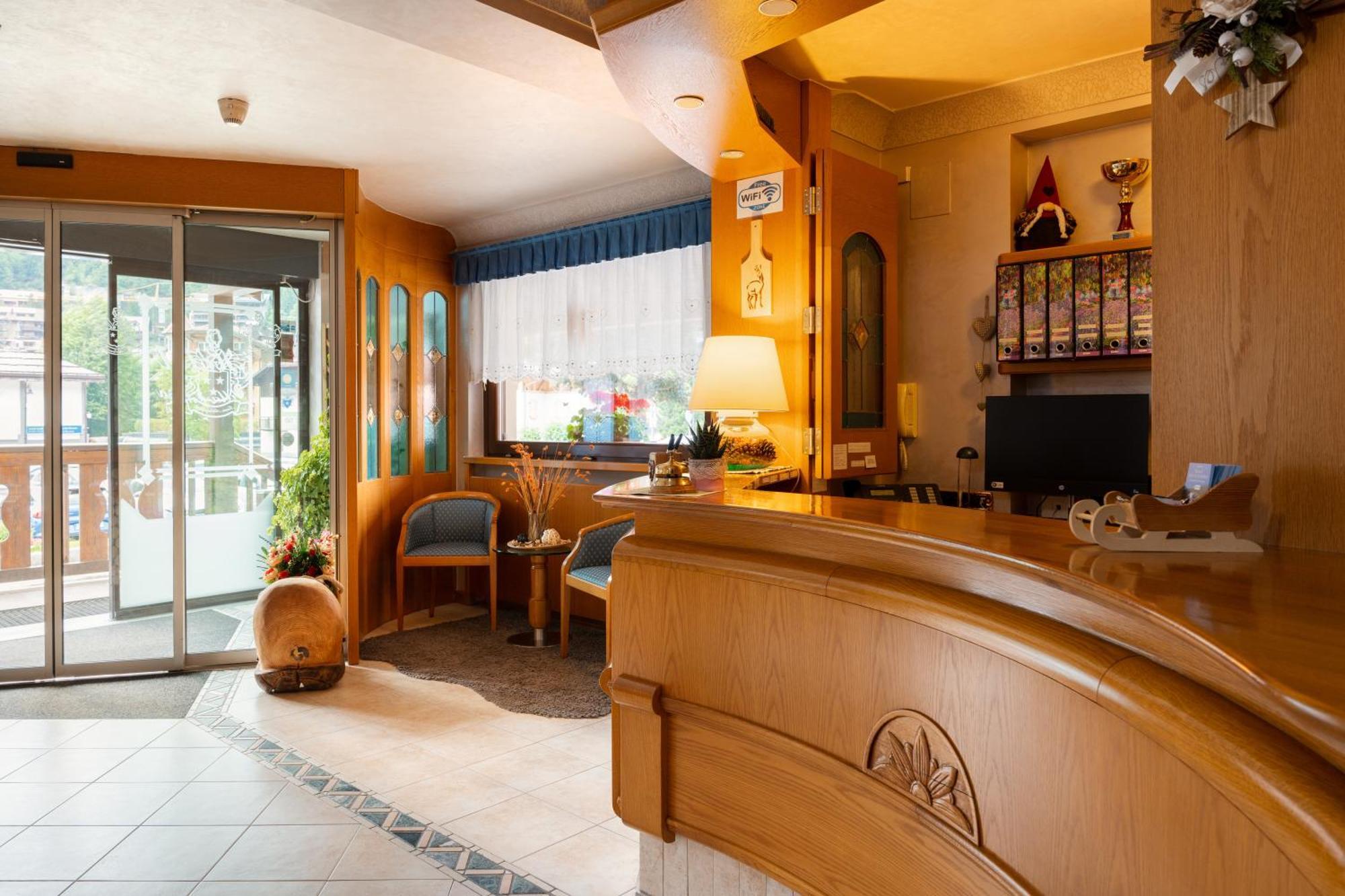 Hotel Villa Emma Madonna Zewnętrze zdjęcie